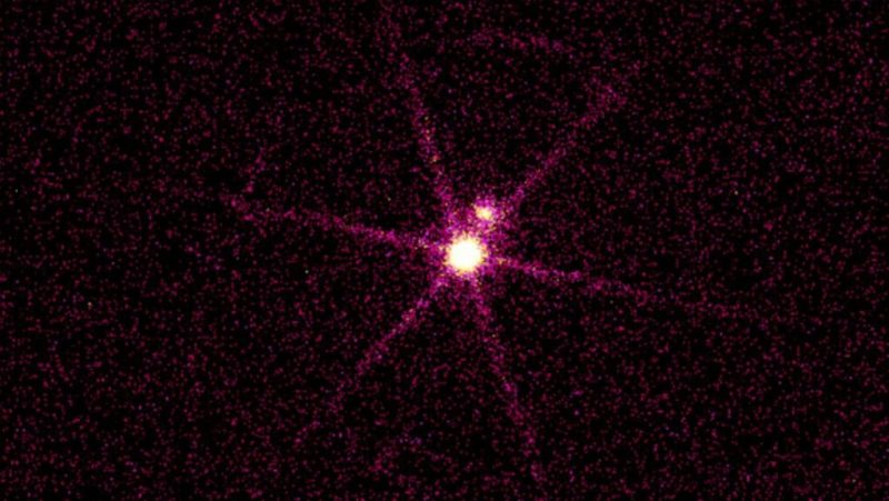 Chandra Observatory X-ray image of Sirius A and B